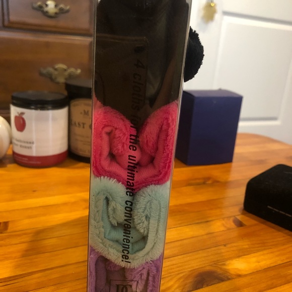 Erase your face cloths - Picture 2 of 2